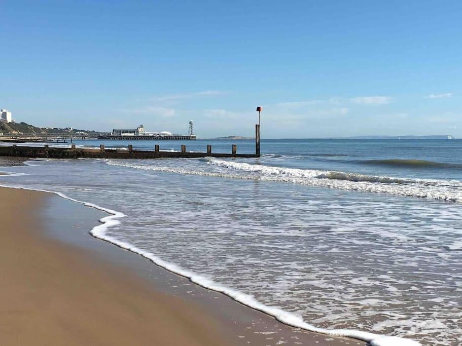Bournemouth Cosy Retreat Apartment Luaran gambar